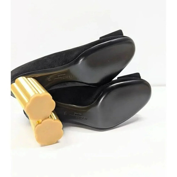 Salvatore Ferragamo Capua 85 Women's Flower Heel Satin Pump Size 7.5 (MSRP $850) - Picture 10 of 12